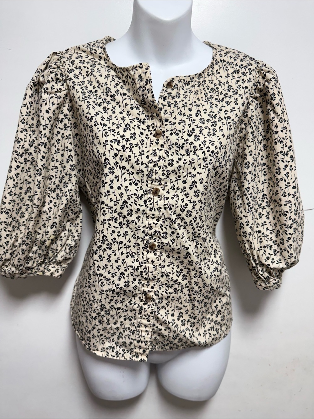 H&M Cream Blouse with Black Floral Print and Puff Sleeves - Picture 2 of 7